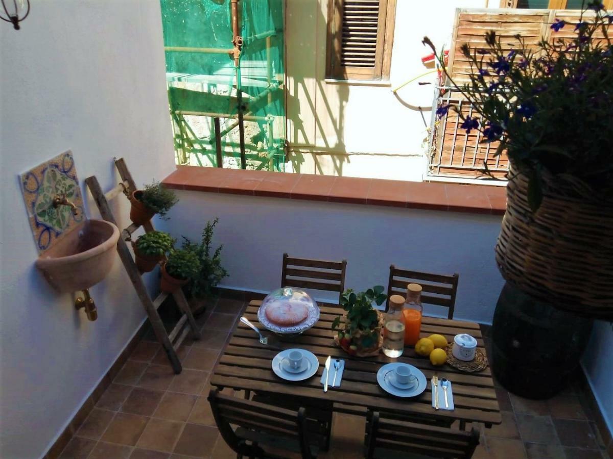 Il Terrazzino Sul Kemonia Apartment Palermo Ngoại thất bức ảnh